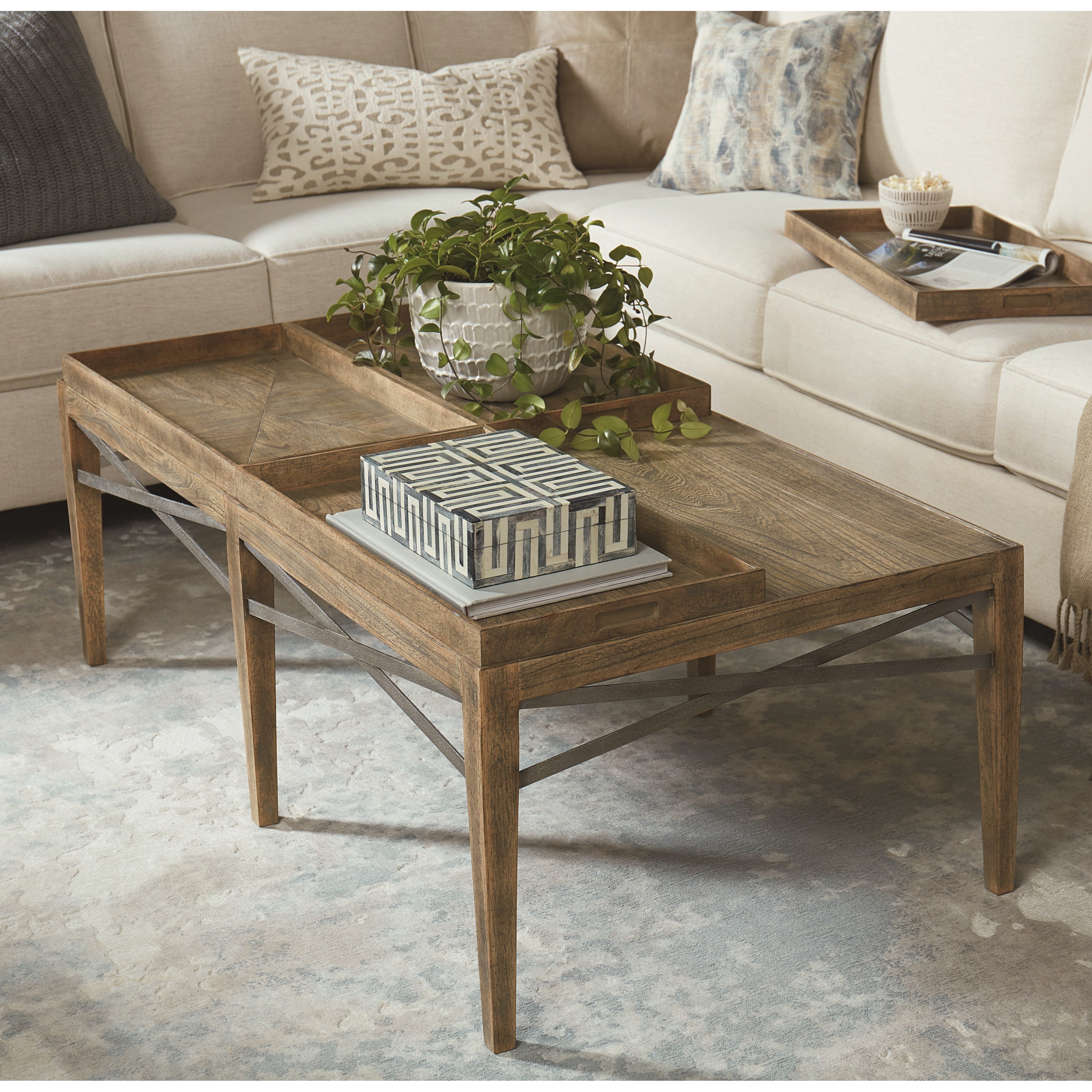Bassett Woodridge 6597 0613 Transitional Rectangular Cocktail